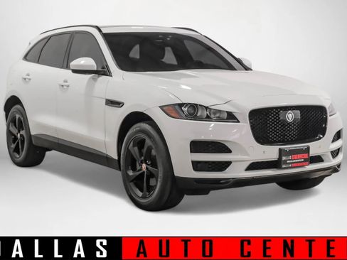 Used 2019 Jaguar F-PACE Premium image 1