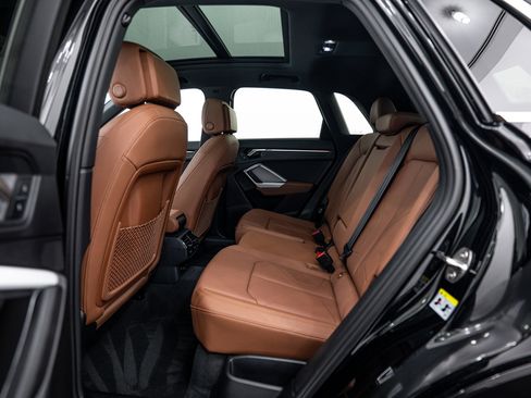 Certified 2025 Audi Q3 2.0T Premium Plus w/ Premium Plus Package image 15