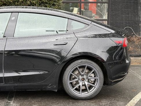 Used 2022 Tesla Model 3 Long Range image 11