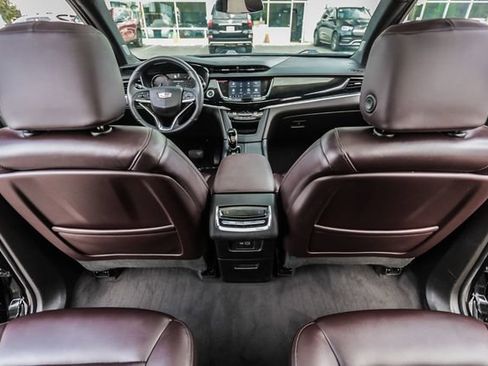 Used 2023 Cadillac XT6 Premium Luxury AWD/4WD image 46