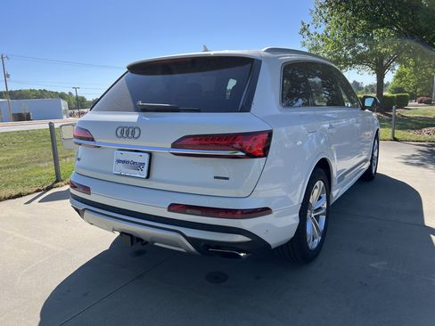 Used 2026 Audi Q7 3.0T Premium Plus w/ Premium Plus Package image 11
