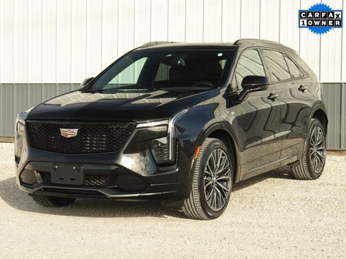 Certified 2024 Cadillac XT4 Sport image 3