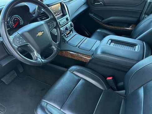 Used 2018 Chevrolet Tahoe Premier w/ RST 6.2L Performance Edition AWD/4WD image 10