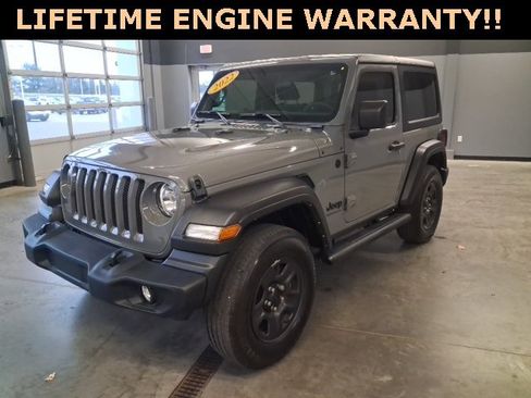 Used 2022 Jeep Wrangler Sport image 4