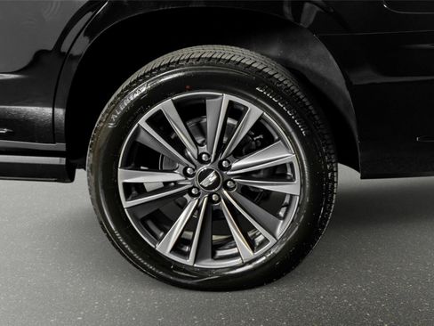 Used 2026 Cadillac Escalade Sport AWD/4WD image 16