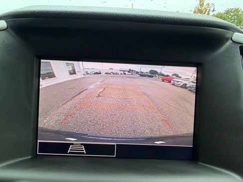 Certified 2022 GMC Terrain SLE w/ Driver Convenience Package AWD/4WD image 26
