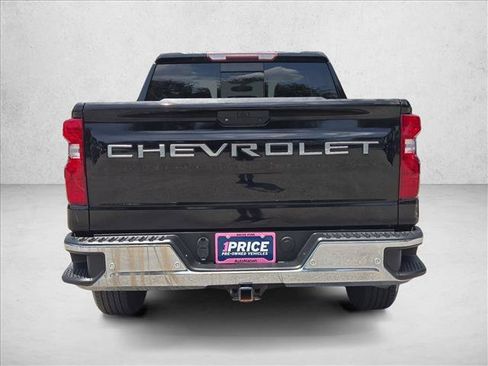 Used 2021 Chevrolet Silverado 1500 LT w/ Convenience Package II AWD/4WD image 7