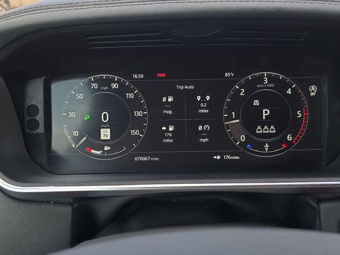 Used 2020 Land Rover Range Rover HSE AWD/4WD image 16