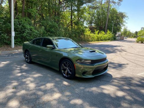 Used 2019 Dodge Charger GT RWD image 9