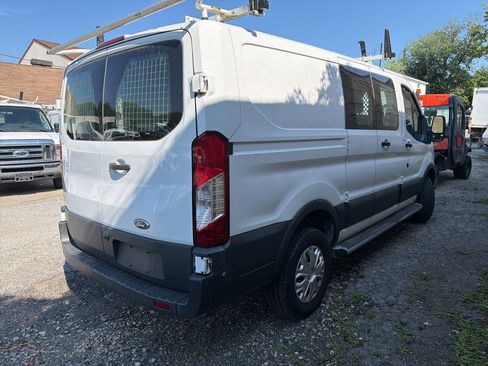 Used 2018 Ford Transit 250 130 Low Roof w/ Exterior Upgrade Package RWD image 18