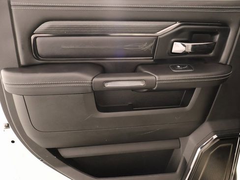 Used 2024 RAM 3500 Limited image 19