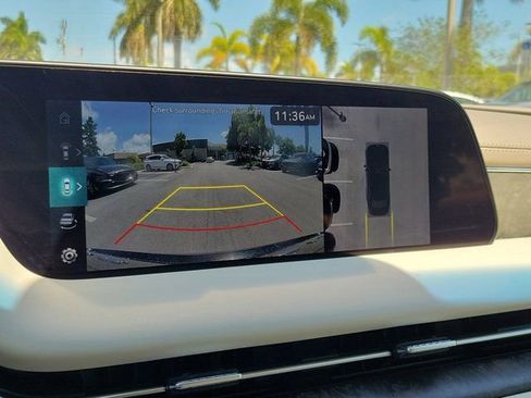 Used 2025 Genesis G90 3.5T AWD/4WD image 33