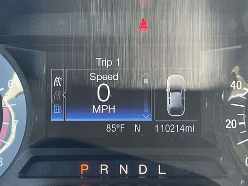 Used 2018 Ford Fusion SE FWD image 22