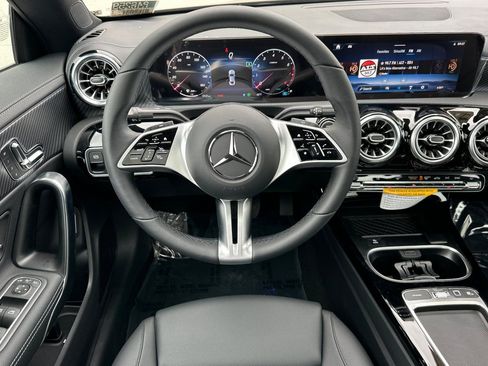 New 2025 Mercedes-Benz CLA 250 image 12