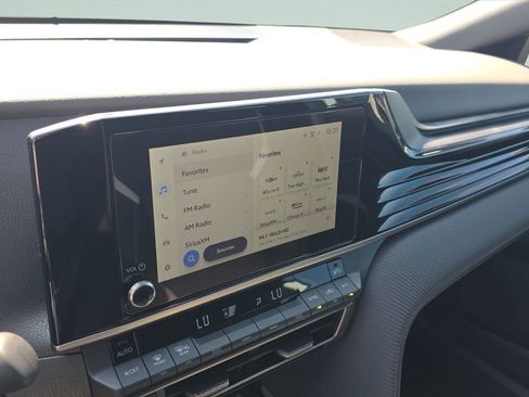 Certified 2025 Toyota Camry SE FWD image 14