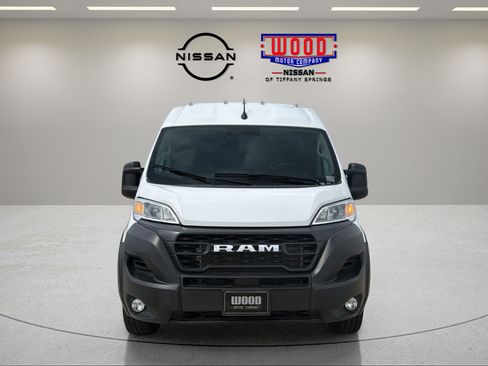 Used 2026 RAM ProMaster 2500 w/ Convenience Group FWD image 6