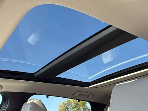 New 2026 MAZDA CX-90 Plug-In Hybrid w/Premium Sport image 17