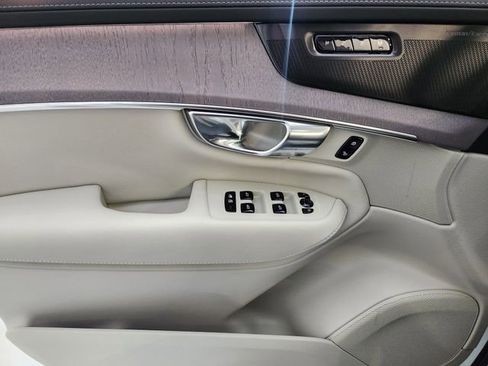 New 2026 Volvo XC90 T8 Ultra w/ Protection Package Premier AWD/4WD image 23