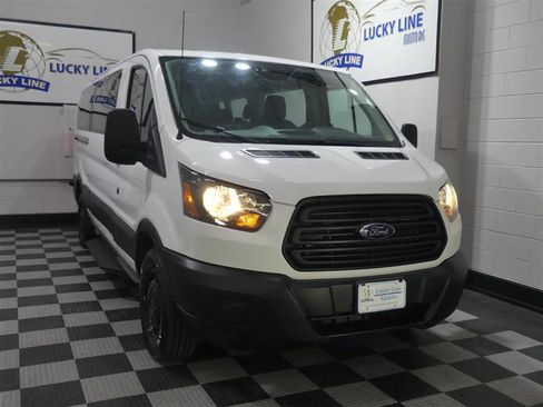 Used 2019 Ford Transit 350 XL RWD image 4