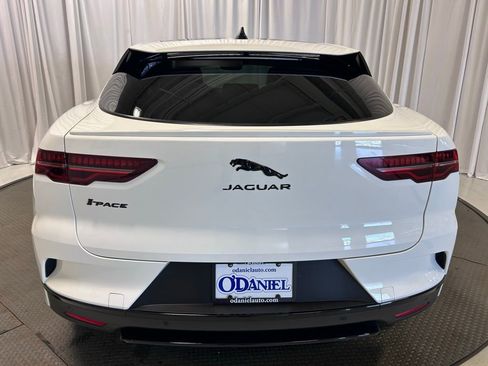 Used 2023 Jaguar I-PACE HSE image 27
