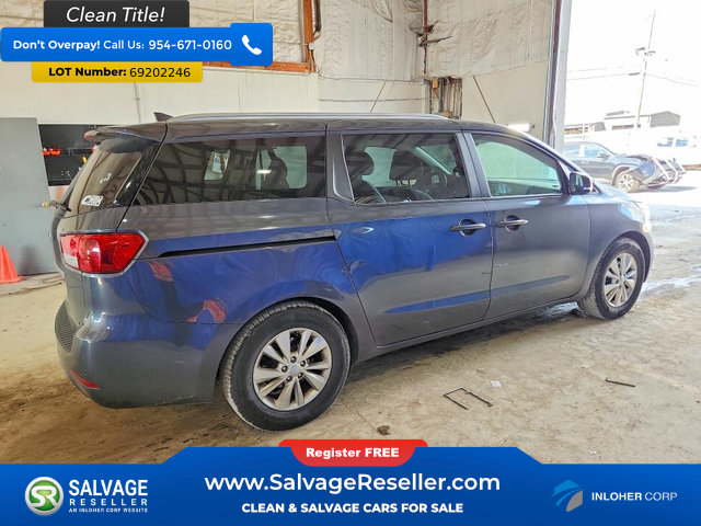 Used 2016 Kia Sedona LX w/ LX Convenience Package FWD image 4