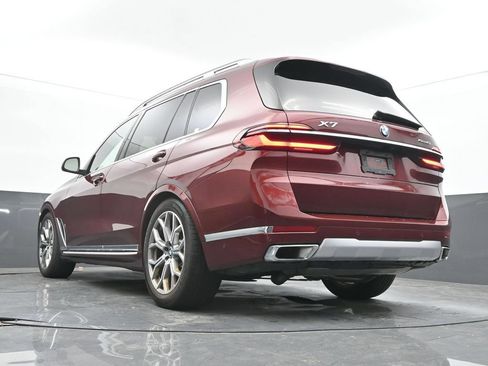Used 2025 BMW X7 xDrive40i AWD/4WD image 31