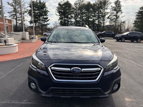 Used 2018 Subaru Outback 2.5i Premium image 3