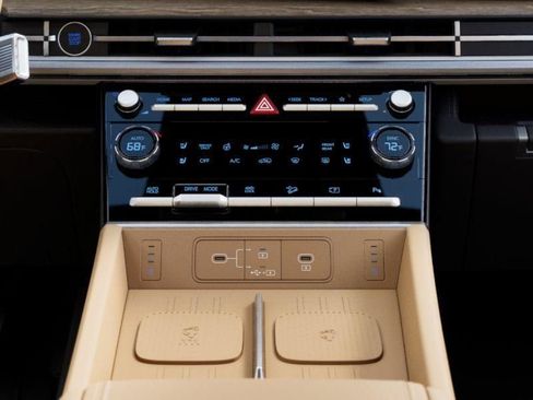 Used 2026 Hyundai Santa Fe Calligraphy image 24