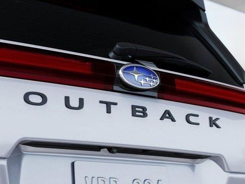New 2026 Subaru Outback Limited w/ Premium/Limited Plus Package AWD/4WD image 11