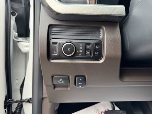 New 2025 Ford F250 King Ranch w/ Chrome Package image 11