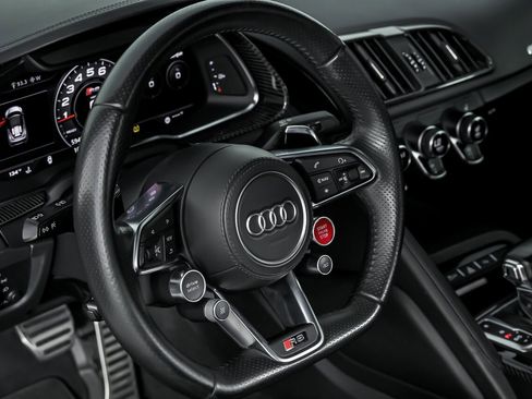 Used 2018 Audi R8 V10 plus image 27