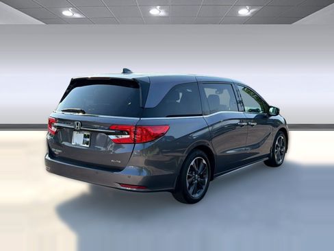 Used 2024 Honda Odyssey Elite image 9