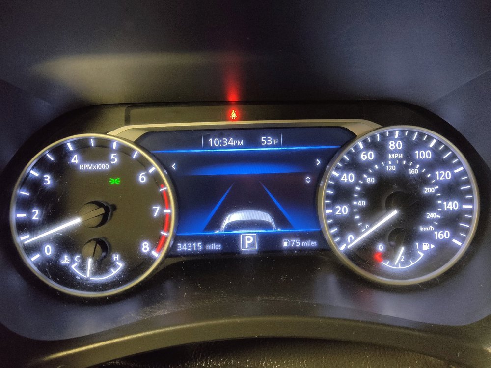 Used 2025 Nissan Sentra SV FWD image 23
