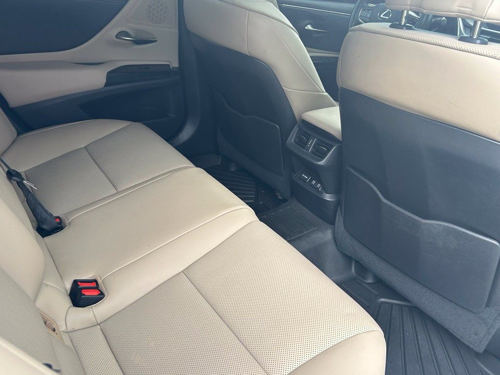 Used 2020 Lexus ES 350 w/ Premium Package FWD image 30