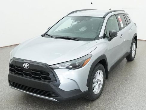 New 2026 Toyota Corolla Cross LE FWD image 3