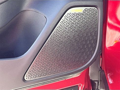 New 2025 Mitsubishi Outlander SE image 19