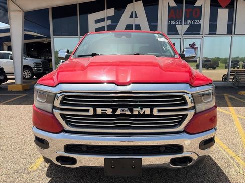 Used 2022 RAM 1500 Laramie AWD/4WD image 2