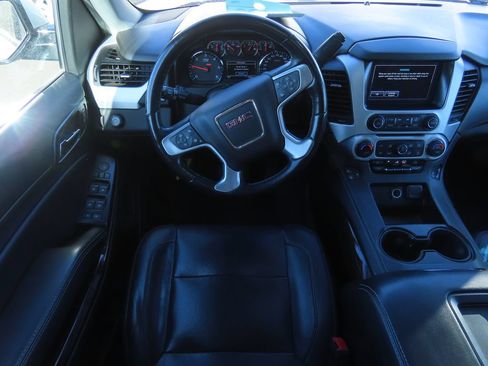 Used 2019 GMC Yukon SLT w/ Open Road Package RWD image 5