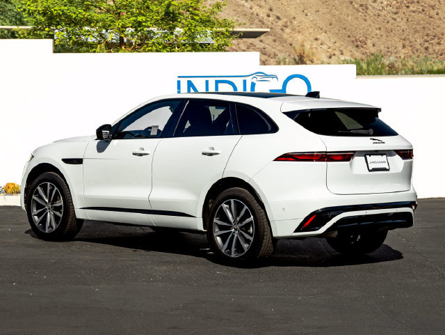 Certified 2025 Jaguar F-PACE R-Dynamic S AWD/4WD image 9