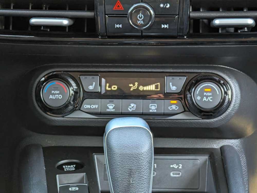Used 2026 Nissan Kicks SV w/ Cold Weather Package AWD/4WD image 26