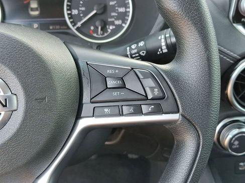 Used 2023 Nissan Sentra SV FWD image 22