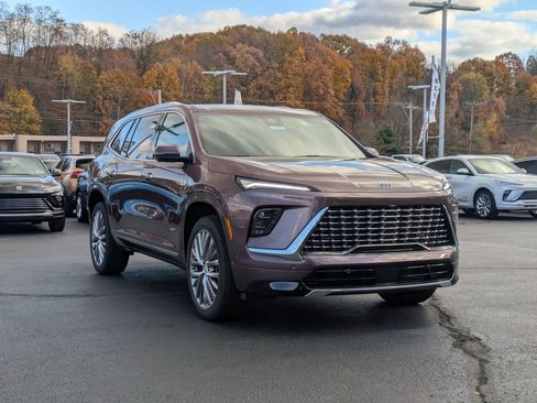 New 2026 Buick Enclave Avenir w/ Super Cruise Package image 3