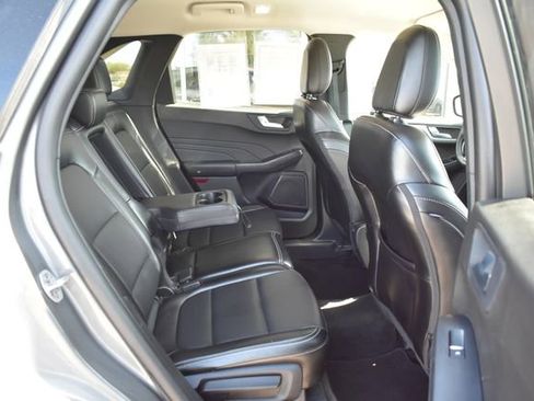 Used 2024 Ford Escape Platinum AWD/4WD image 41