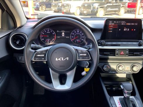 Used 2024 Kia Forte LXS FWD image 6