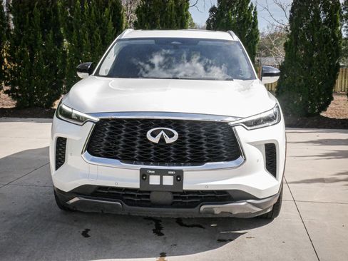 Used 2024 INFINITI QX60 Sensory image 3