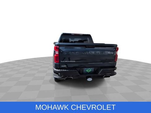 Used 2020 Chevrolet Silverado 1500 Custom Trail Boss w/ Custom Convenience Package AWD/4WD image 7