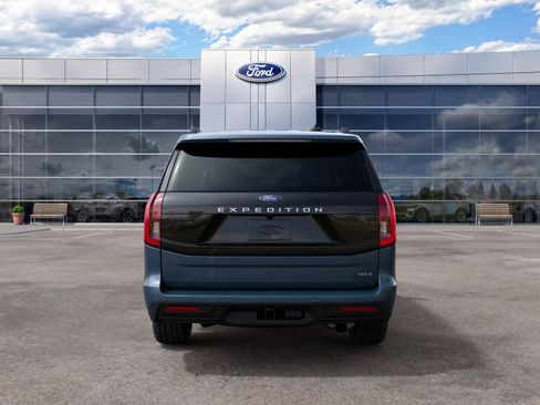 New 2027 Ford Expedition Max Active RWD image 7
