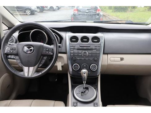 Used 2011 MAZDA CX-7 i Touring FWD image 8