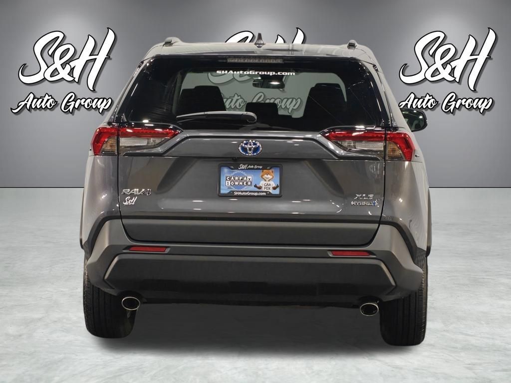 Used 2024 Toyota RAV4 XLE w/ Convenience Package AWD/4WD image 16