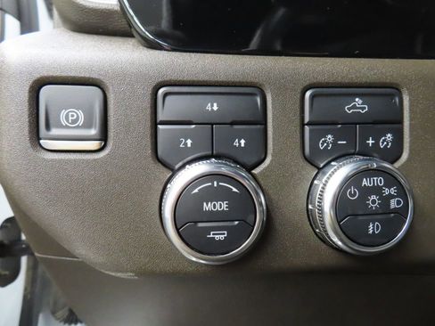 Used 2024 GMC Sierra 2500 SLE w/ SLE Convenience Package AWD/4WD image 50